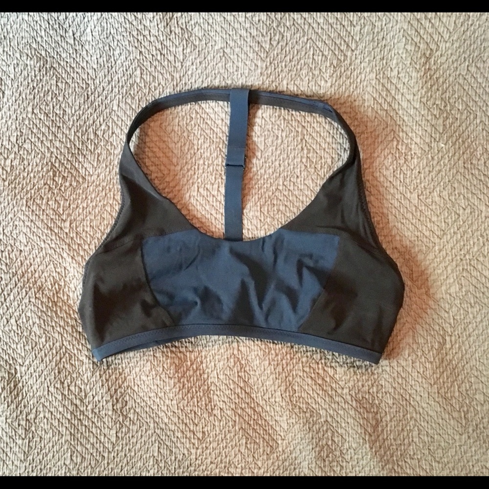 Lululemon Black and Blue Bra Top size Medium 6